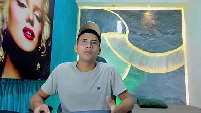 Play boys Hot2 online show from 10/26/25, 12:33