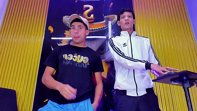 Play boys Hot2 online show from 10/31/25, 11:55