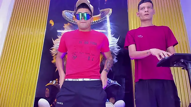 Play boys Hot2 online show from 11/14/25, 03:38