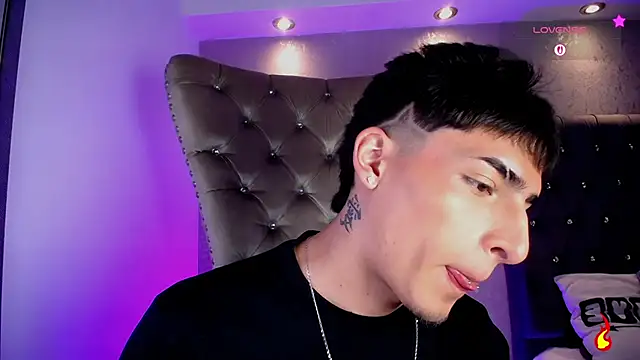 MateoMitchell online show from 02/25/26, 04:33