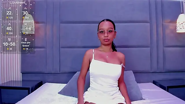 AliceJackkson online show from 10/09/25, 11:41