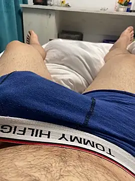 MilanYaman online show from 10/04/25, 07:01