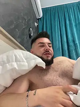 MilanYaman online show from 10/06/25, 10:51