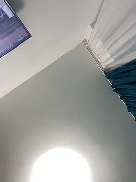 MilanYaman online show from 10/09/25, 02:59