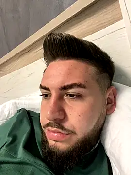 MilanYaman online show from 10/10/25, 03:11