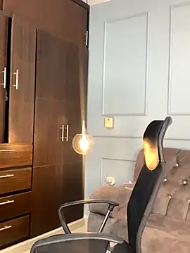 Rose monroee online show from 10/20/25, 07:58