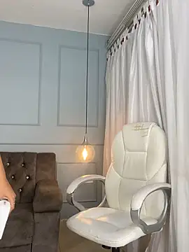 Rose monroee online show from 02/05/26, 06:12