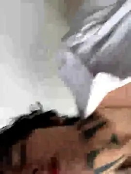 DaisyEmily online show from 05/12/26, 04:15