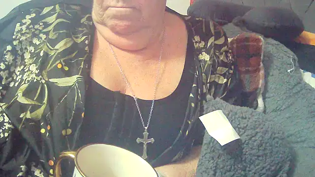 Playful MILF Demi online show from 02/24/26, 04:38