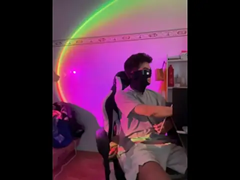 Wuza-H online show from 10/26/25, 03:51