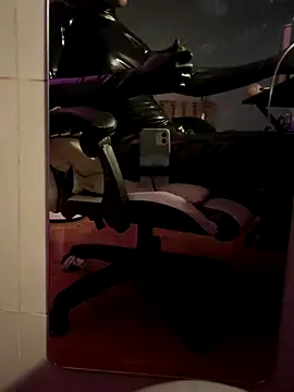 Wuza-H online show from 11/27/25, 04:36