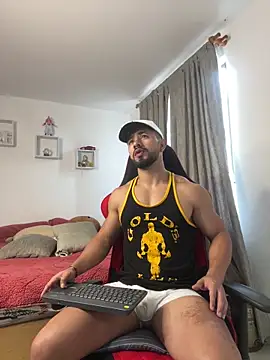 Ezzio Scolaro online show from 02/15/26, 01:31