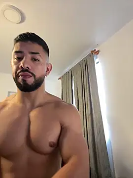 Ezzio Scolaro online show from 03/09/26, 10:03