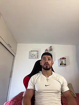 Ezzio Scolaro online show from 04/09/26, 11:32