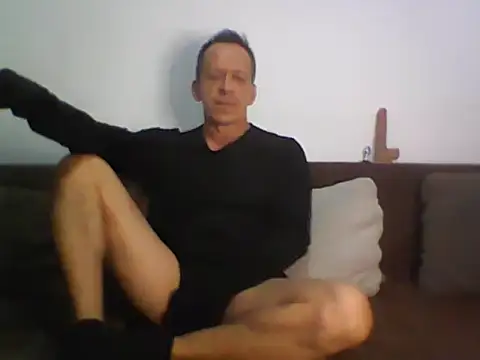  axelking  online show from 01/12/26, 03:12