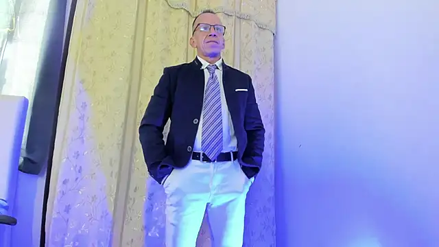  axelking  online show from 04/07/26, 11:43