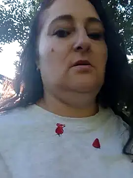 Snapshot of Bella_862 chatting on 06/13/26, 06:11 Bella 862 online show from 06/13/26, 06:11