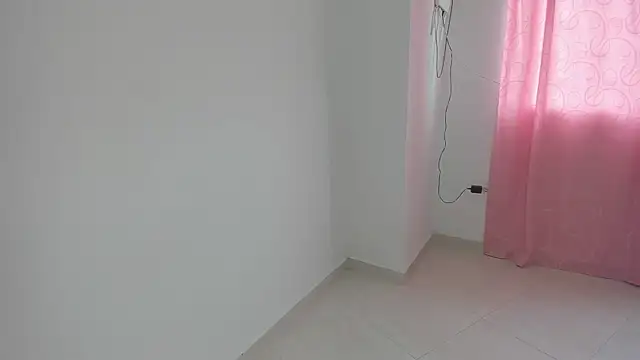 talianasweet03 online show from 10/22/25, 07:57