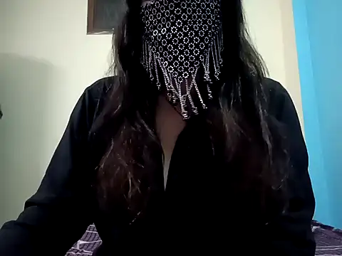 horny milf couple online show from 02/14/26, 09:06