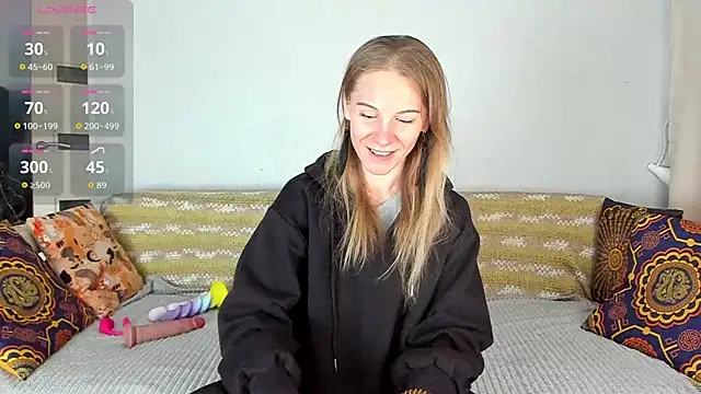 Amalia Mio online show from 04/15/26, 08:21