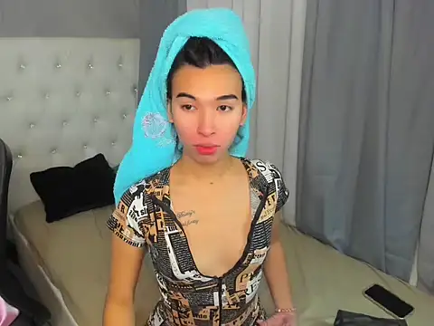 Yourdreamgoddess online show from 11/22/25, 04:39