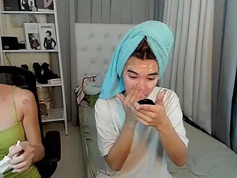 Snapshot of Yourdreamgoddess chatting on 01/17/26, 04:17 Yourdreamgoddess online show from 01/17/26, 04:17