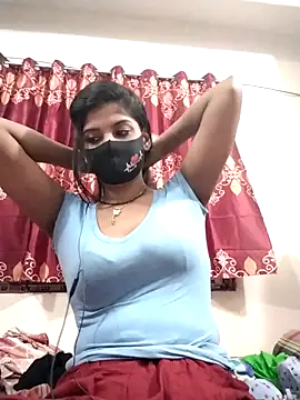 Snapshot of Queen-Any chatting on 10/07/25, 06:05 Queen-Any online show from 10/07/25, 06:05