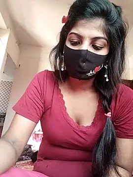 Snapshot of Queen-Any chatting on 10/13/25, 08:36 Queen-Any online show from 10/13/25, 08:36