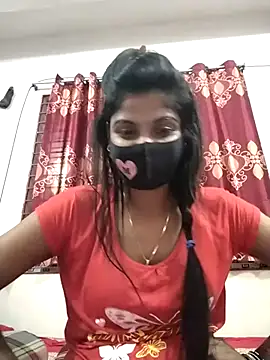 Snapshot of Queen-Any chatting on 11/10/25, 06:18 Queen-Any online show from 11/10/25, 06:18