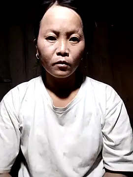 sumaybae online show from 10/13/25, 02:17