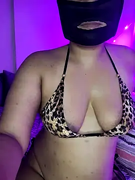 Curvy Navya online show from 10/15/25, 06:41