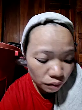 miomio-12 online show from 10/20/25, 11:21