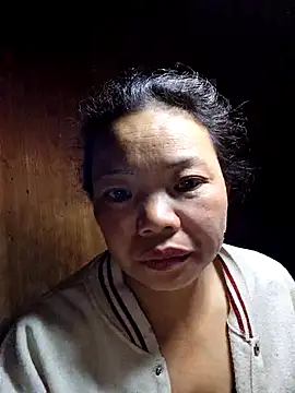 miomio-12 online show from 12/05/25, 08:27