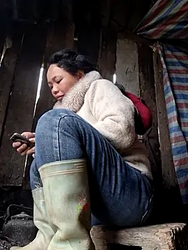 miomio-12 online show from 02/08/26, 04:16