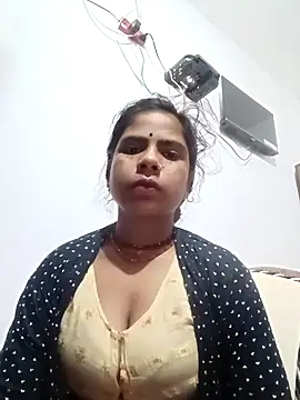 Pabitra cute online show from 10/27/25, 10:58