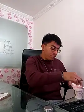 EithanFuckboys online show from 11/05/25, 08:09