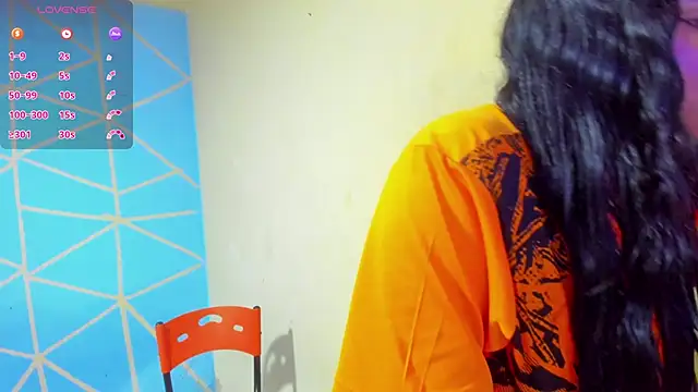 Snapshot of Paulina_new chatting on 10/28/25, 08:51 Paulina new online show from 10/28/25, 08:51