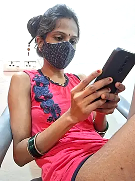 Snapshot of sexy_cpl_mh12 chatting on 01/17/26, 05:56 sexy cpl mh12 online show from 01/17/26, 05:56