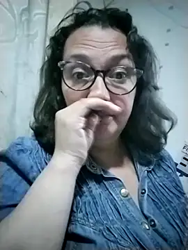 -saraqueen- online show from 01/16/26, 04:27