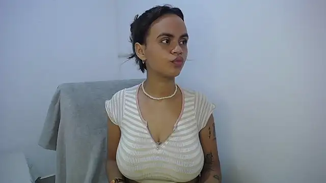 Keyli sweet online show from 11/18/25, 02:54