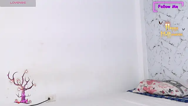 Snapshot of Dominic_king7 chatting on 10/26/25, 01:33 Dominic king7 online show from 10/26/25, 01:33