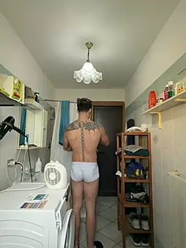 Al3xox02 online show from 01/13/26, 10:31