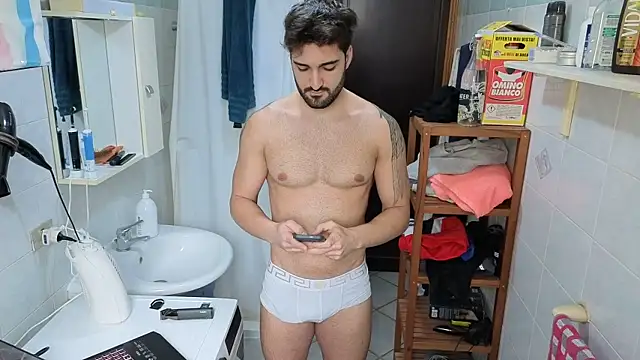 Al3xox02 online show from 02/20/26, 09:21