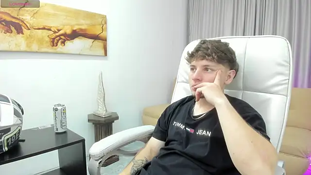 Leoo Miller online show from 01/08/26, 04:26