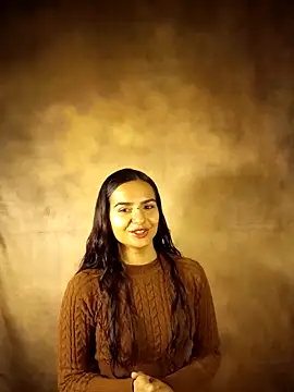 Snapshot of MissHazelnut chatting on 11/11/25, 01:22 MissHazelnut online show from 11/11/25, 01:22