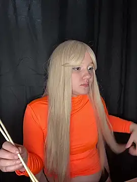 Snapshot of Darling_Bri_ chatting on 10/17/25, 11:57 Darling Bri online show from 10/17/25, 11:57