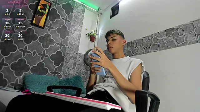 sexyboys cutex18 online show from 01/17/26, 10:46