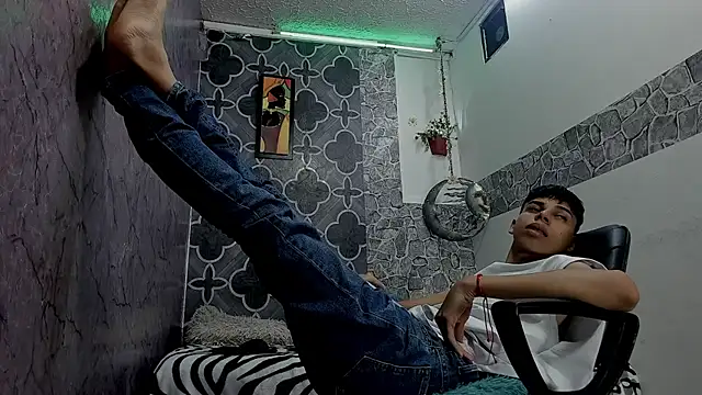 sexyboys cutex18 online show from 02/22/26, 09:57