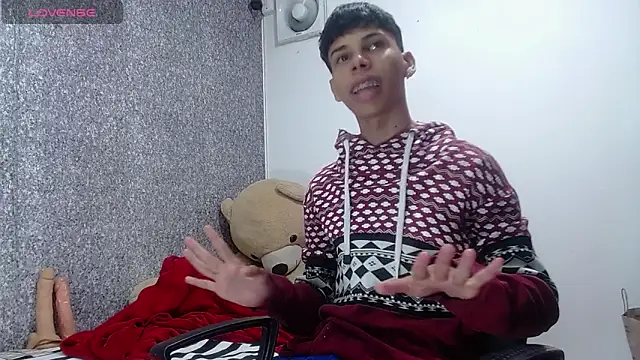 sexyboys cutex18 online show from 03/20/26, 09:52