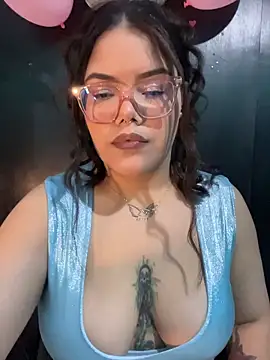 GabrielleMarsh1 online show from 11/30/25, 03:21